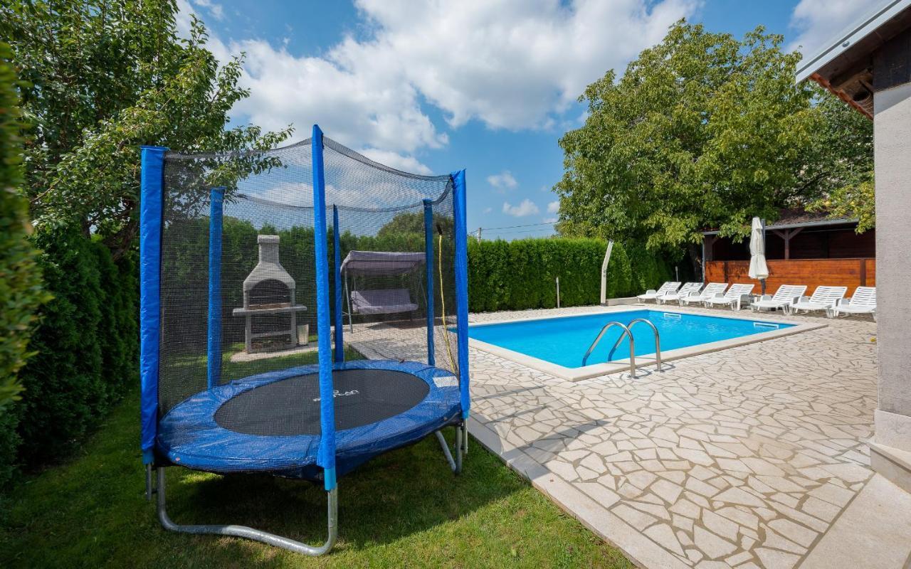 House Semy With Private Pool Villa Pazin Kültér fotó