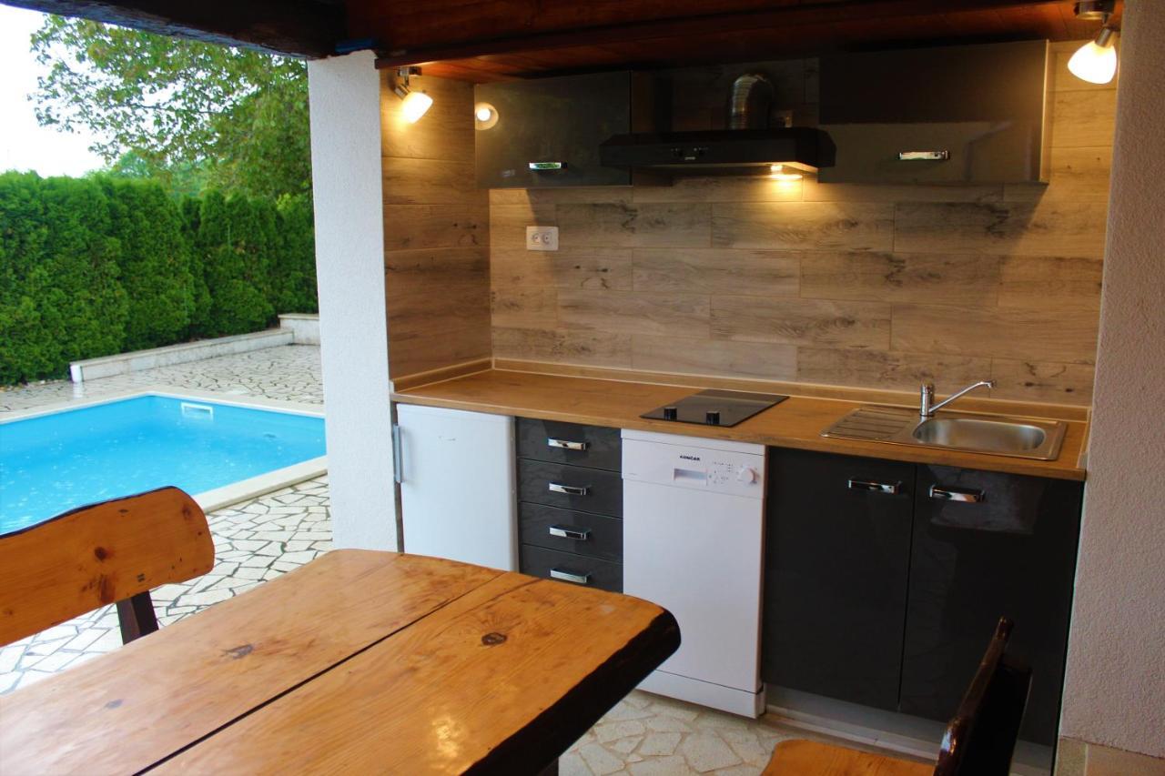 House Semy With Private Pool Villa Pazin Kültér fotó