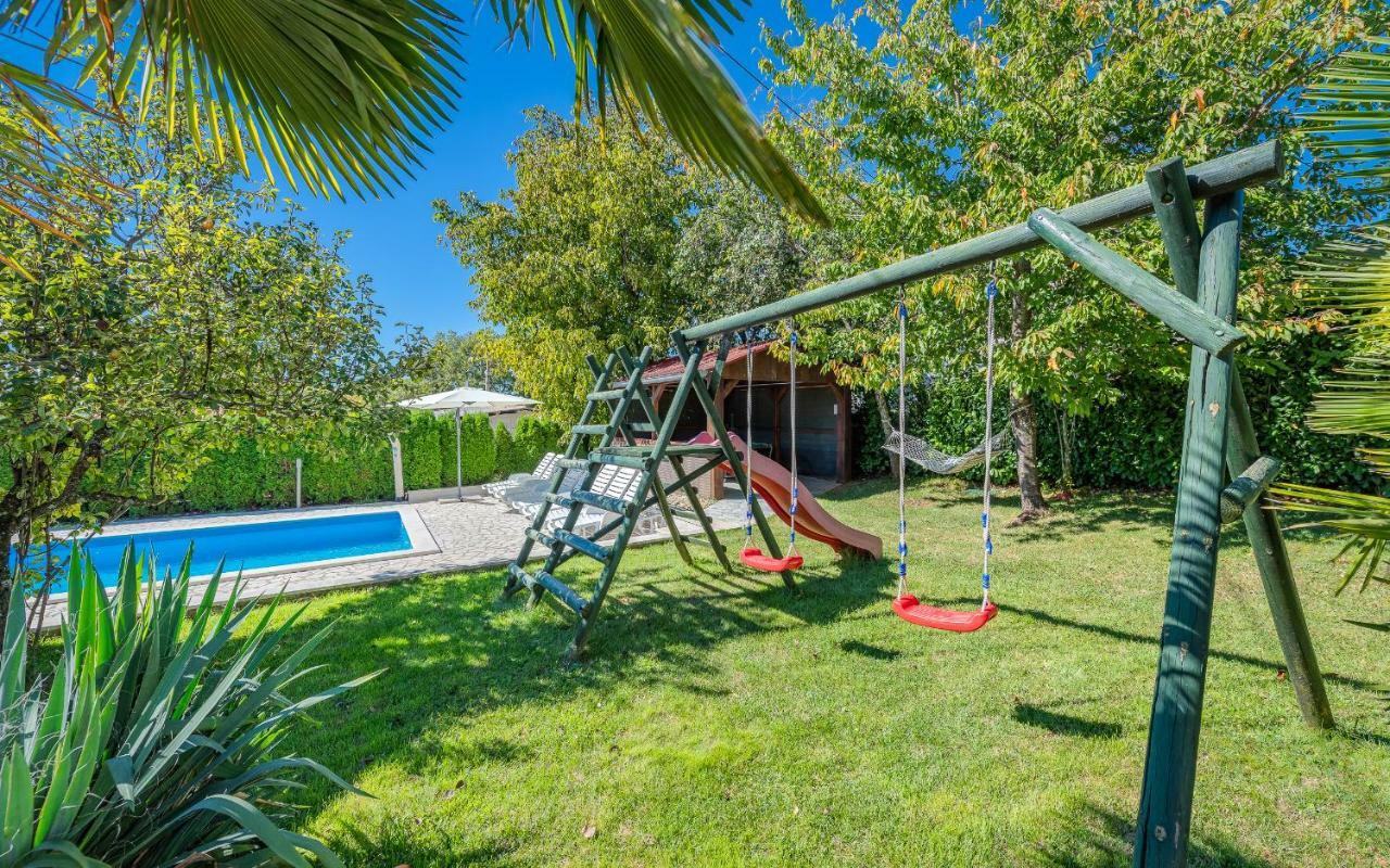 House Semy With Private Pool Villa Pazin Kültér fotó