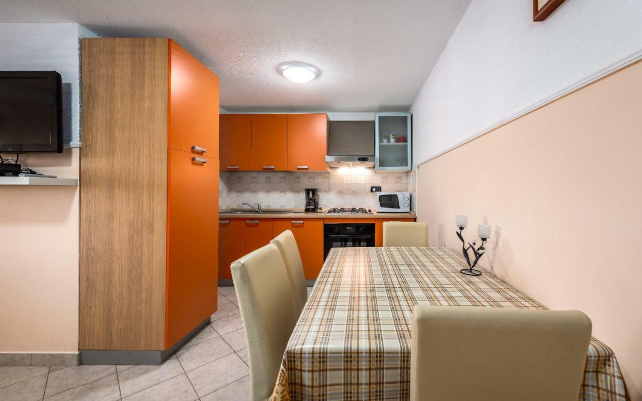 House Semy With Private Pool Villa Pazin Kültér fotó